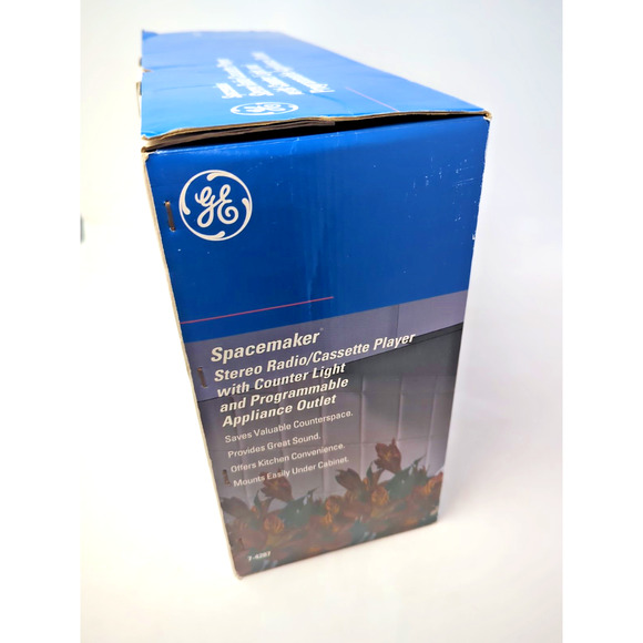 Vtg 1995 General Electric Spacemaker AM/FM Cassette Player Radio Clock 7-4287 - Picture 3 of 4